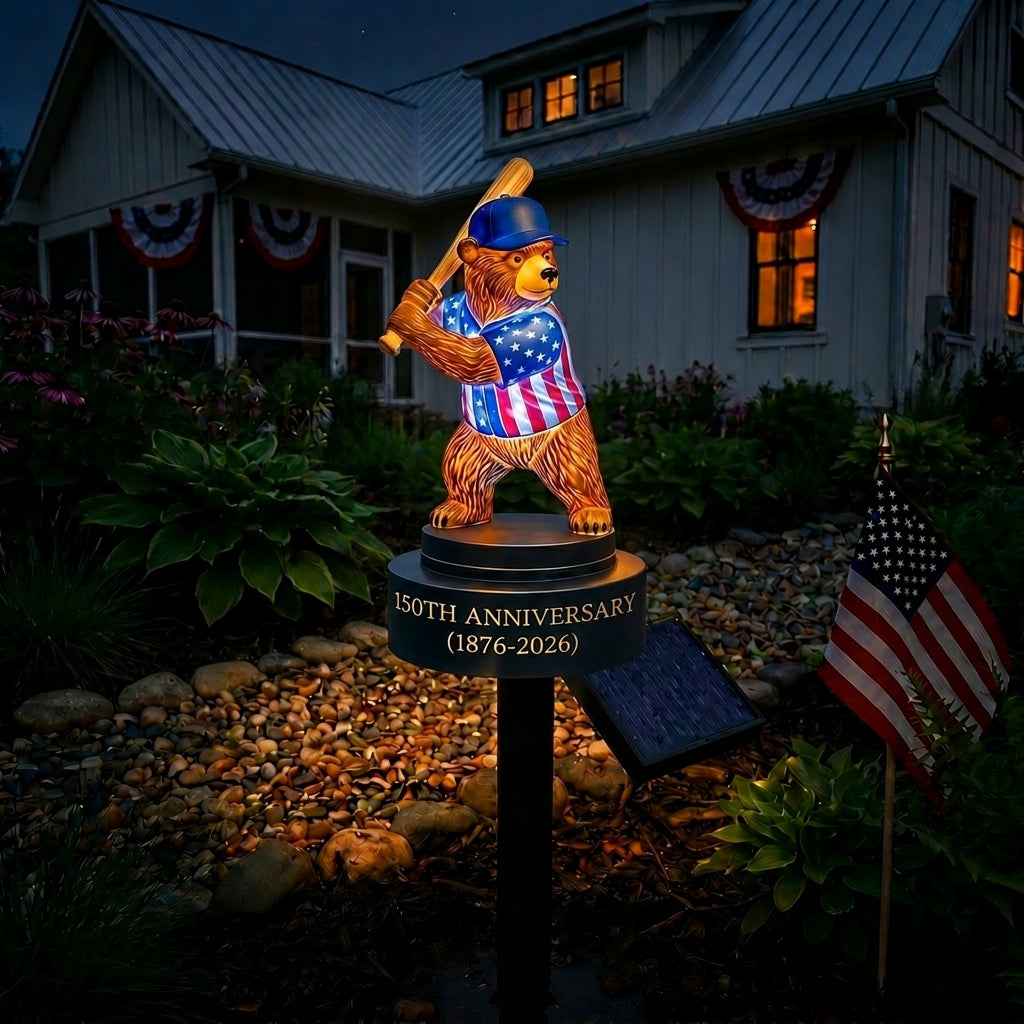 🔥Last Day 70% OFF - ⚾150th Anniversary Baseball Bear Solar Garden Stake Light