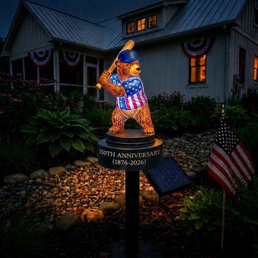 🔥Last Day 70% OFF - ⚾150th Anniversary Baseball Bear Solar Garden Stake Light