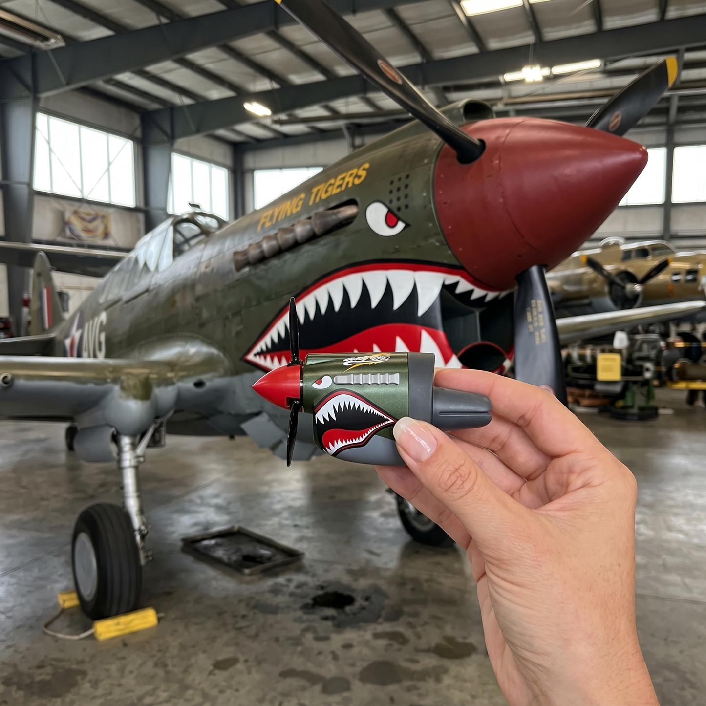 Vintage Aircraft Propeller Car Air Freshener – Airflow-Powered Aromatherapy Ornament