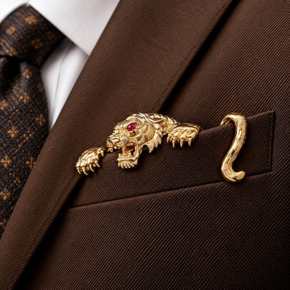 🦁✨ Luxury Sculpted Animal Brooch – Premium Statement Piece for Suits & Blazers