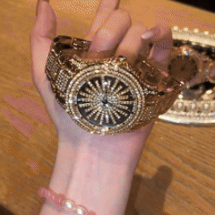 Rotating Dial Diamond-set Exquisite Watch