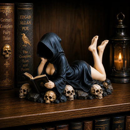 💗Last Day:70% OFF✨Gothic Hooded Reader Figurine – Dark Academia Bookshelf Decor💀