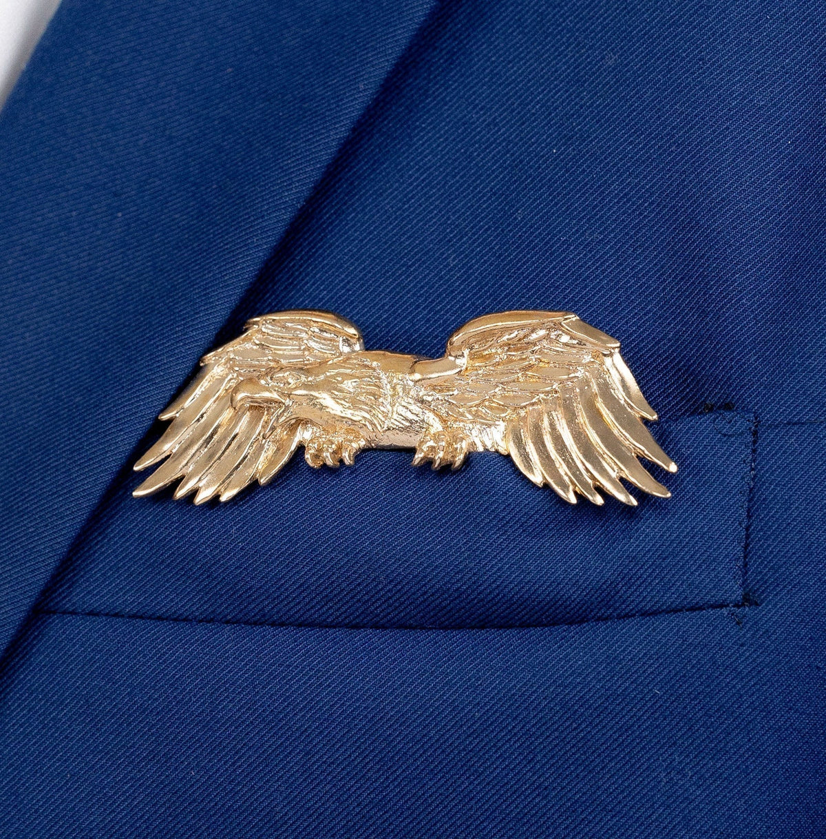 🦁✨ Luxury Sculpted Animal Brooch – Premium Statement Piece for Suits & Blazers