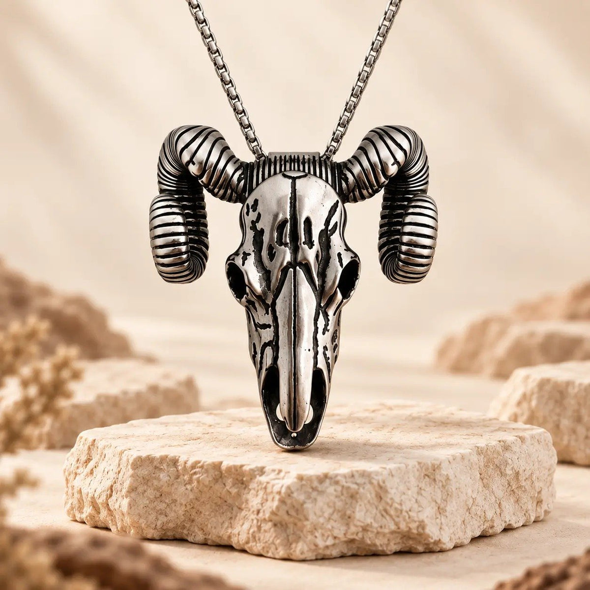 🤠🐐 Frontier Skull Statement Pendant – 5 Western Styles with Necklace & Clip Wear