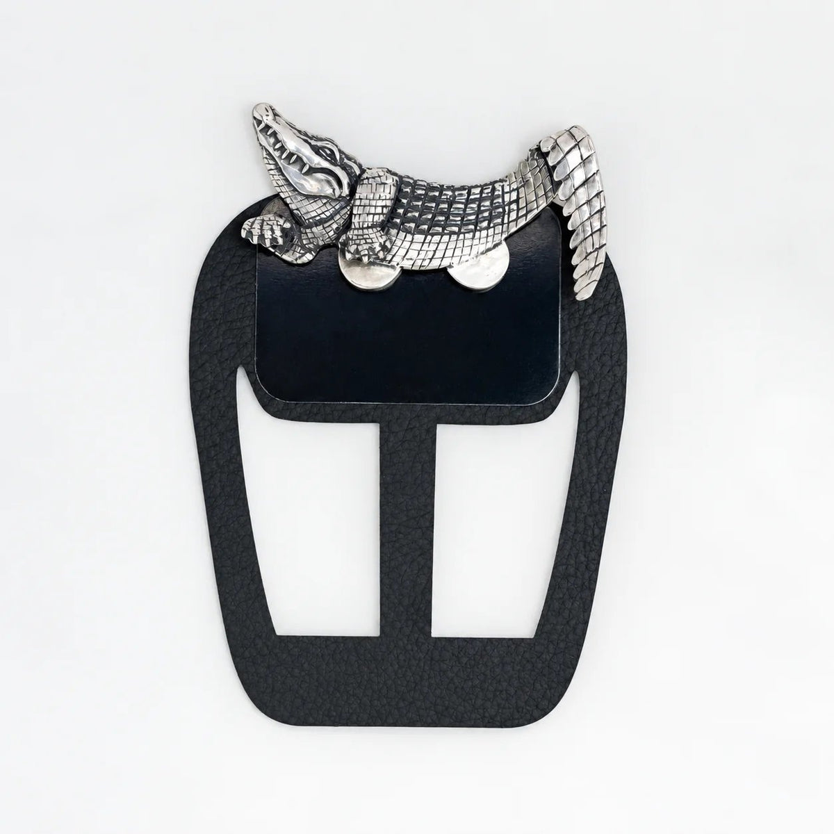 🦁✨ Luxury Sculpted Animal Brooch – Premium Statement Piece for Suits & Blazers